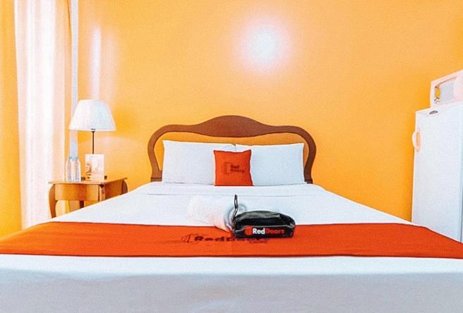 Reddoorz At Bel Air Soho Suites San Pedro Makati Eksteriør billede