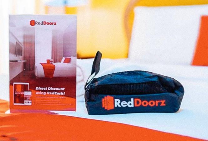 Reddoorz At Bel Air Soho Suites San Pedro Makati Eksteriør billede